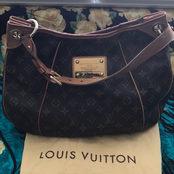 Louis Vuitton Galleria PM Monogram Handbag - Picture 1 of 11